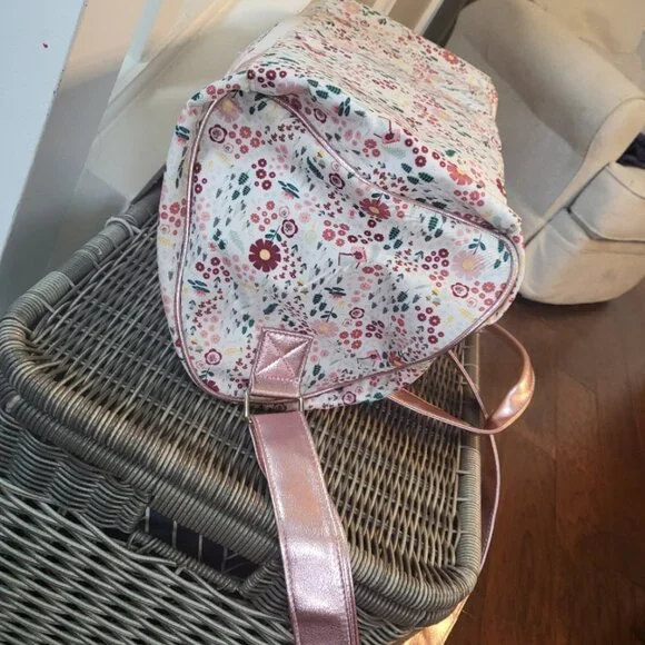 Disney Animator's Collection Belle Duffel Bag - Picture 8 of 13